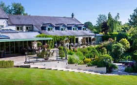 Gibbon Bridge Hotel